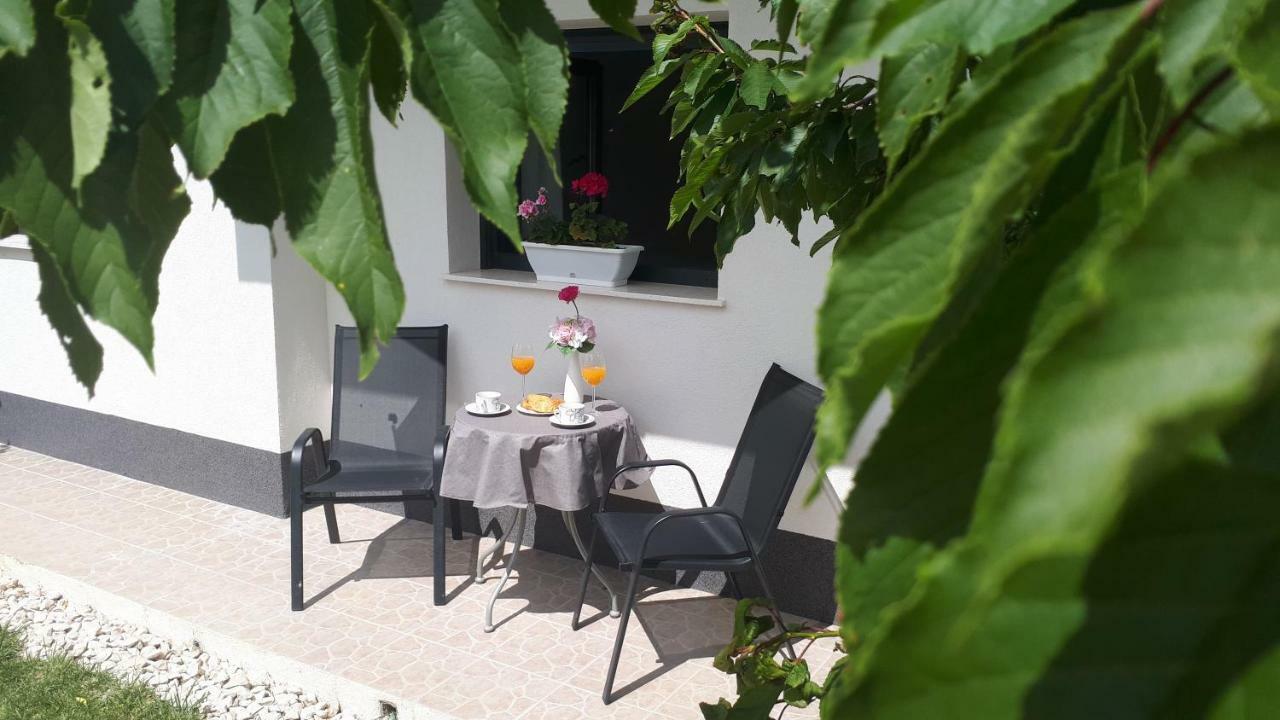 Apartments Ivano Split Eksteriør billede
